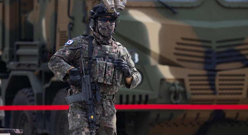 Изкуствен интелект на бойното поле: Украйна може да се превърне в полигон за тестове