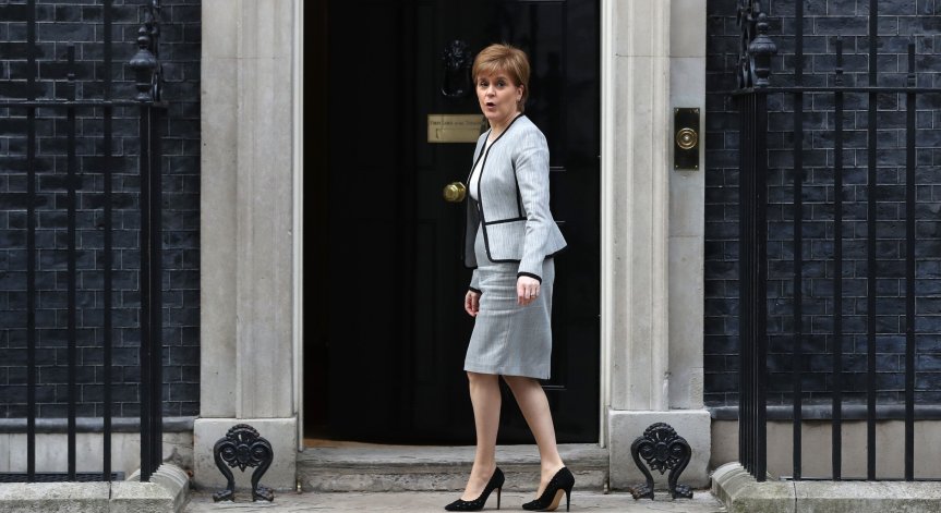 Стърджън иска нов референдум за независимост на Шотландия