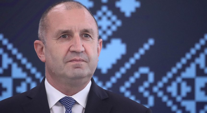 Радев призова младите учени да следват примера на Джон Атанасов