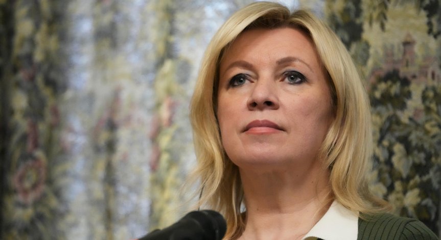 Захарова към Зеленски: Издай указ за спиране на атаките и ползвай гадател
