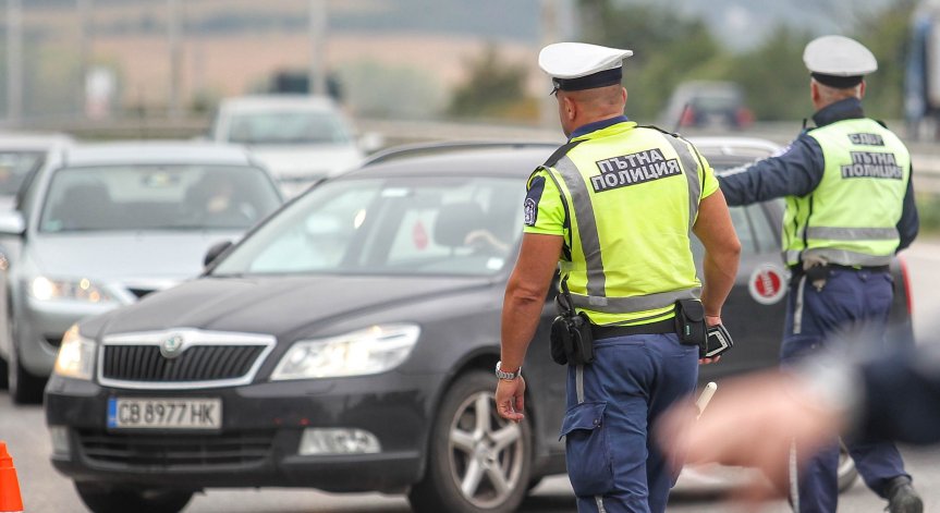 Мъж е с опасност за живота.