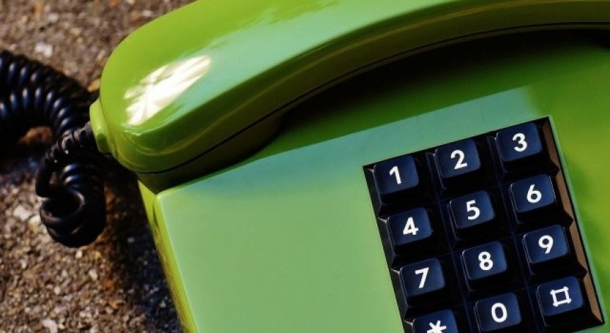 12-годишно от Добрич даде над 1 600 лева и злато на ало измамник