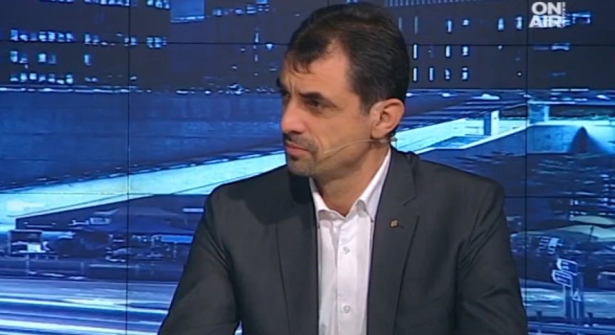 Възможно ли е някой да помага на Стоян Зайков от Костенец?