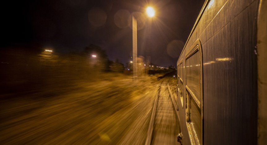 Загинал и поне 10 ранени след катастрофа между влак и камион в Чехия