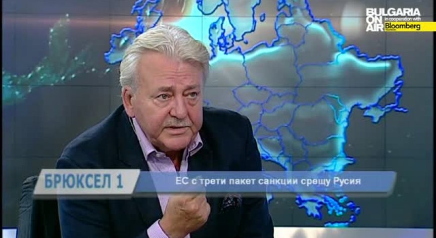 Асен Агов: Подпалването на европейска война е единственият ключ на Путин за оставането му на власт