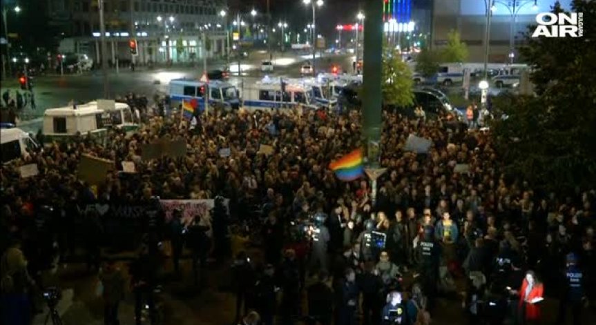 Успехът на Алтернатива за Германия предизвика протести