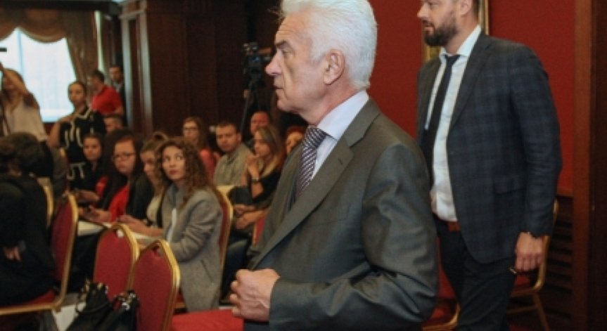 Сидеров предлага Явор Нотев да оглави правната комисия