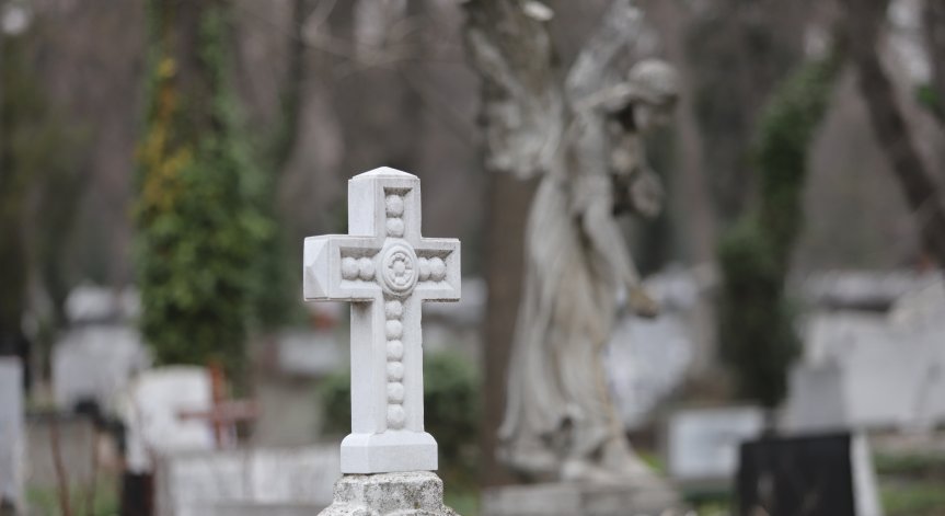 Мъртвите се почитат на Томина Неделя.