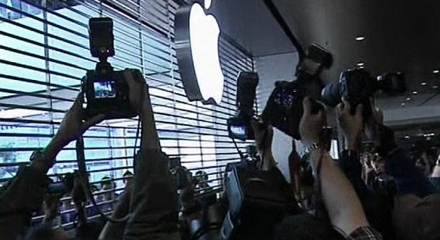 Apple пусна iPhone 4S в Хонконг