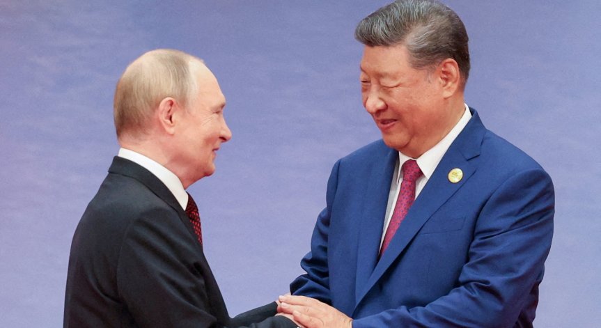 Тържествено посрещане в Пекин: Путин започна държавното си посещение