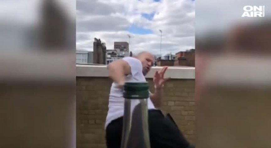 #BottleCapChallenge: Ново онлайн предизвикателство превзе социалните мрежи
