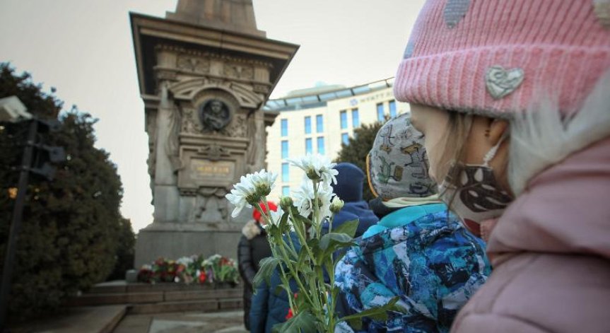 Почитаме паметта на Апостола на свободата Васил Левски