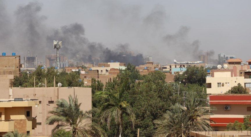 Франция евакуира гражданите си от Судан