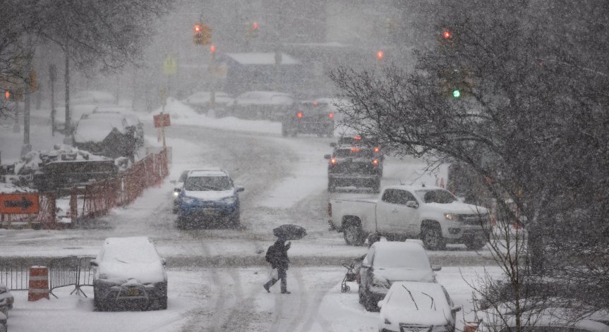 Силна зимна буря удари САЩ и предизвика торнадо, температурите падат до -29°