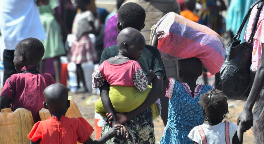  Бременна и преследвана: Историята на Амира и войната в Судан