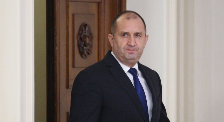 Продължават срещите при Румен Радев за промени в Конституцията