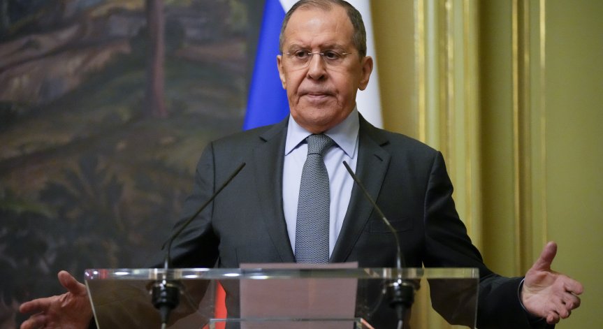 Лавров: Хибридната война срещу Русия разширява сътрудничеството между Москва и Пекин