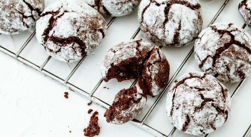 С аромат на шоколад и кафе: Пригответе си топящи се в устата напукани сладки