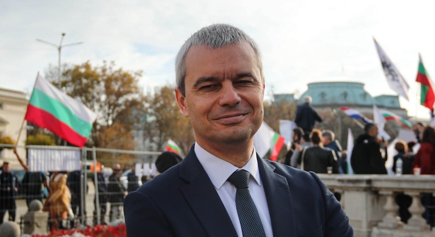Костадинов със съболезнования до Митрофанова и писмо до Радев