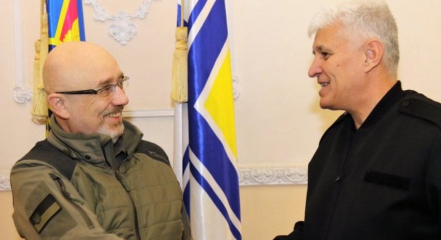 Министърът на отбраната Димитър Стоянов е в Украйна