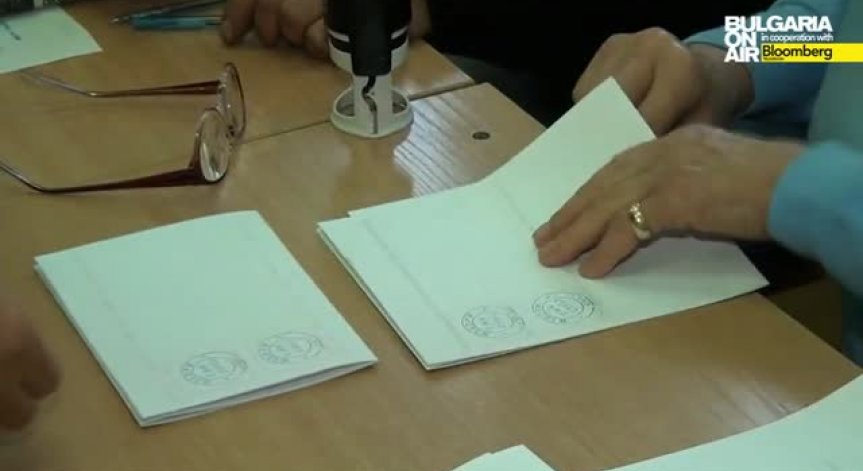 АФИС: Четири партии влизат в Европарламента при ниска избирателна активност