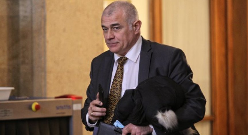 Министър Гьоков със сериозна заявка в социалната политика