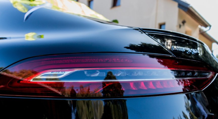 Mercedes-AMG показа най-бързия модел в историята си на пистата в Шанхай