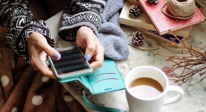 Светът похарчи 900 млрд. долара повече за онлайн покупки през 2020 г.