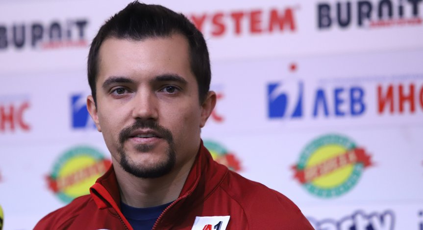 5000 лв., свински бут и вино за почетния гражданин на Банско Алберт Попов