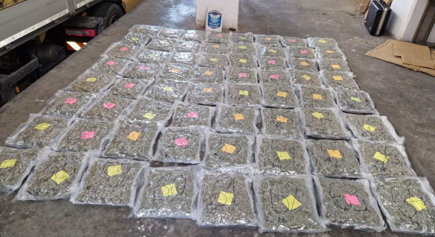 Българин се опита да пренесе в матраци марихуана за над 158 000 лв. през границата