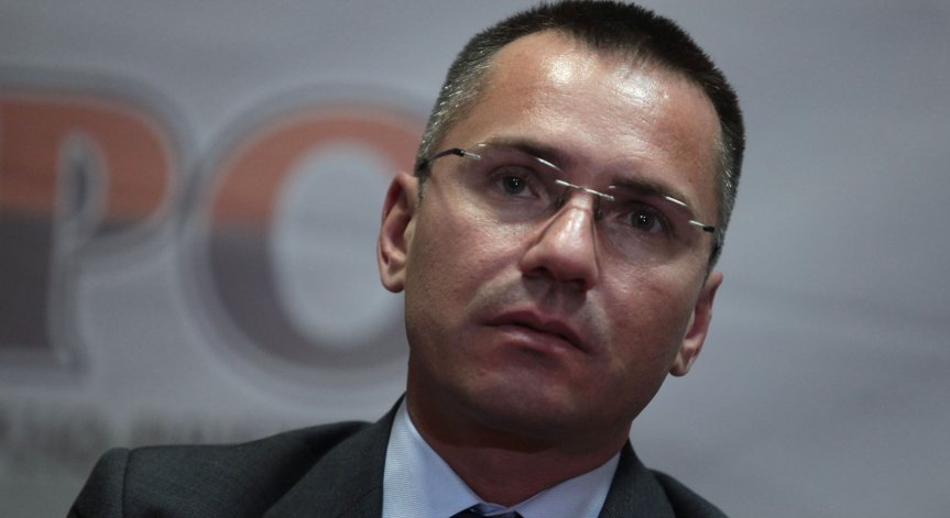 Евродепутати поискаха извинение от Джамбазки заради 