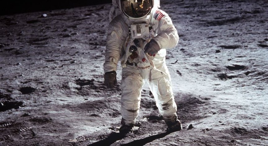 Обратната страна на Луната