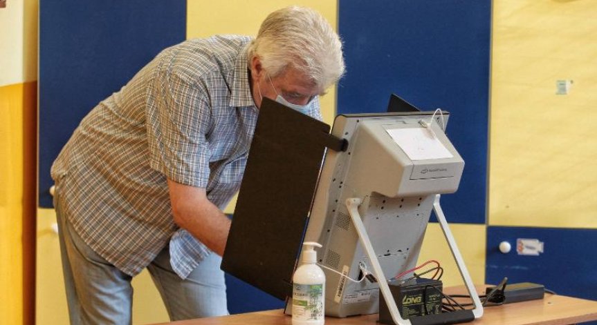 ЦИК показва как ще гласуваме на изборите 2 в 1