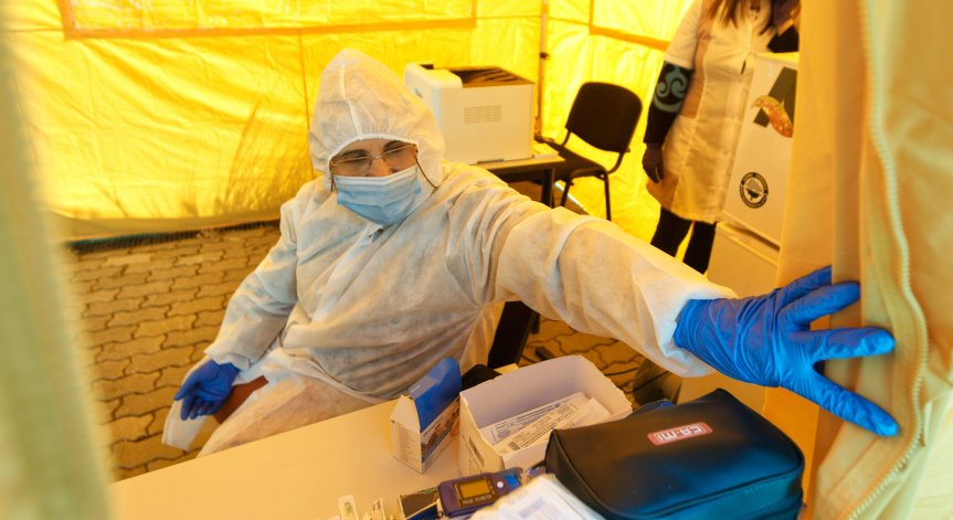 Втори сме по недостиг на медицински сестри, МЗ предвижда увеличение на заплатите