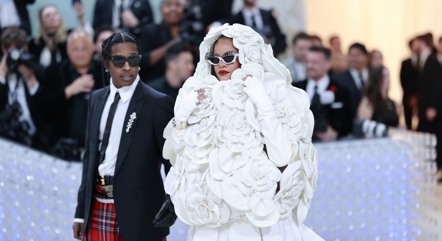 Трета бременност? Риана мечтае за момиче