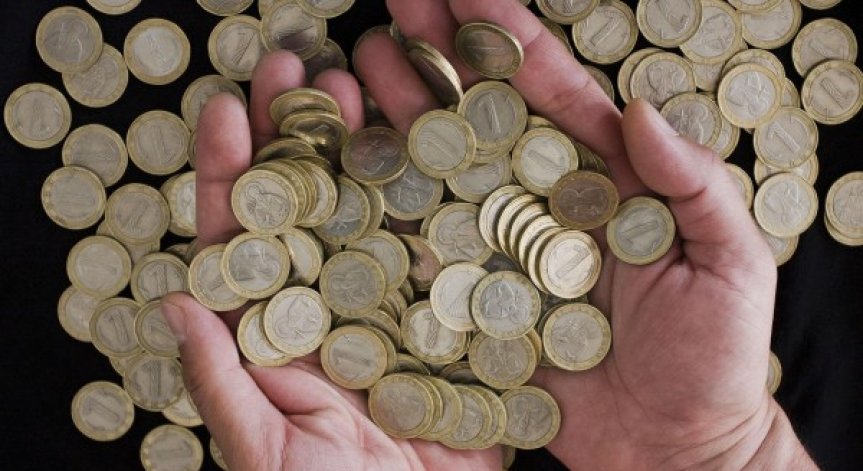 С по-висока минимална заплата и по-ниски цени на тока започва 2014