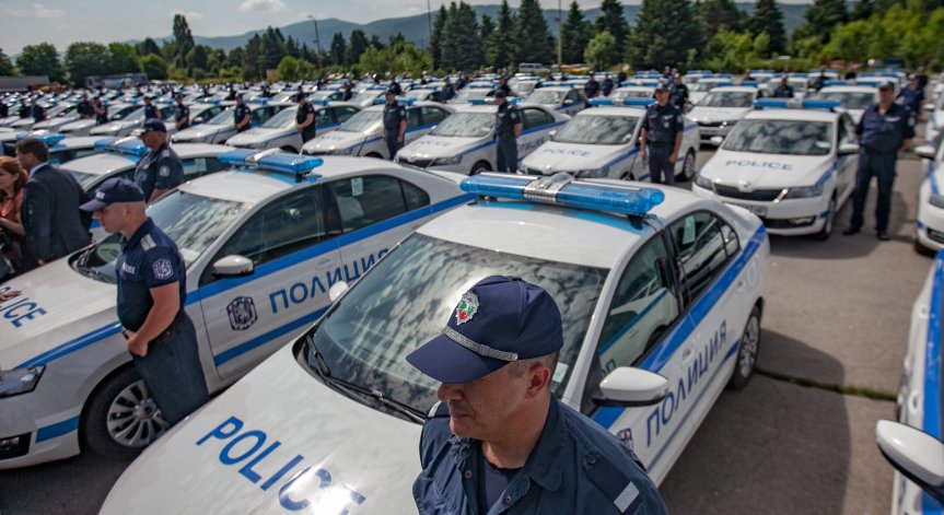 Десетки полицаи са анулирали незаконно фишове и глоби за нарушения по пътя