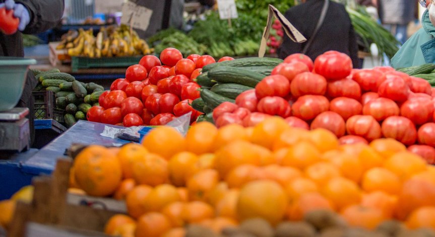 Основни храни отново поскъпват.
