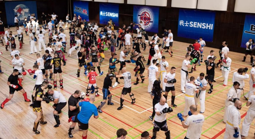 Над 500 души от целия свят тренират в международния лагер SENSHI