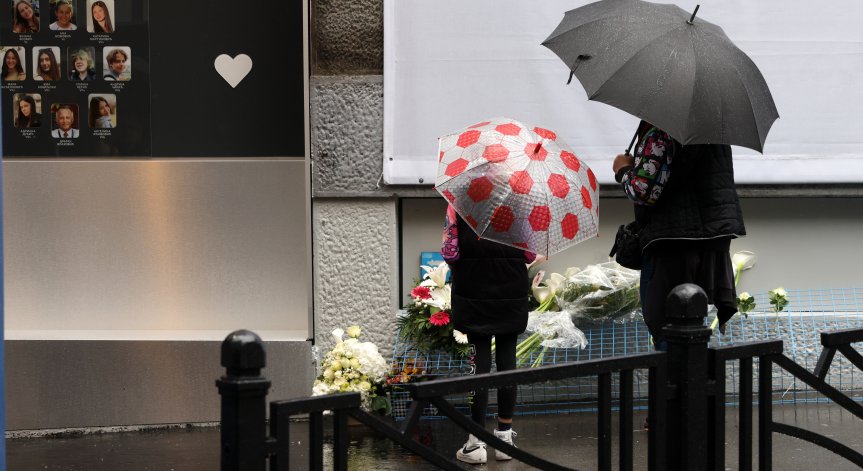 Сърбия скърби за невинните жертви на масовото убийство преди година