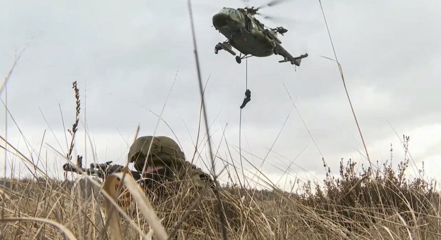 Украйна даде 48 часа на Русия да обясни военната си дейност по границата