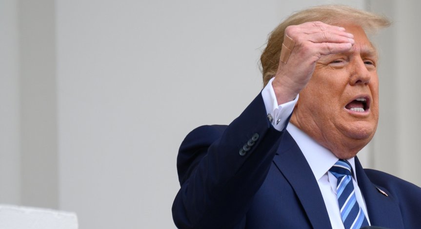 Лекарствата на Тръмп срещу Ковид-19 могат да го превърнат в параноик