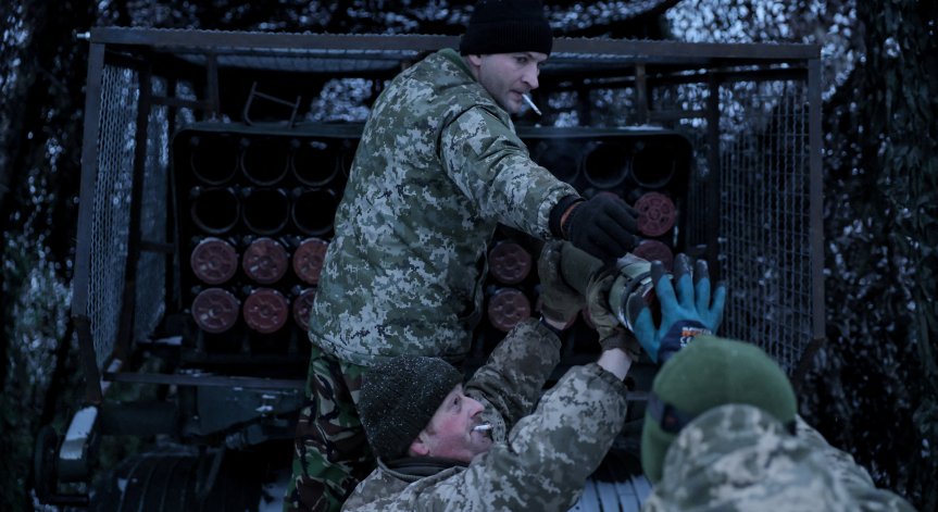 Украйна и Русия с 300 битки за ден, Москва губи по 1000 военни