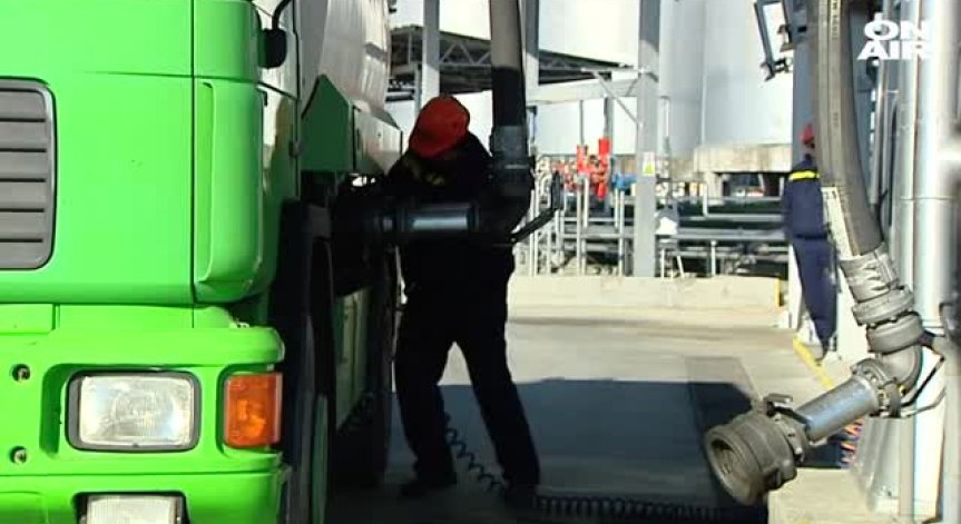 Около 10 лева повече за резервоар гориво около Великден