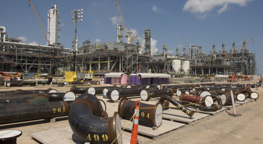 Американски петролен гигант иска изтегляне от Русия, указ на Путин го спира