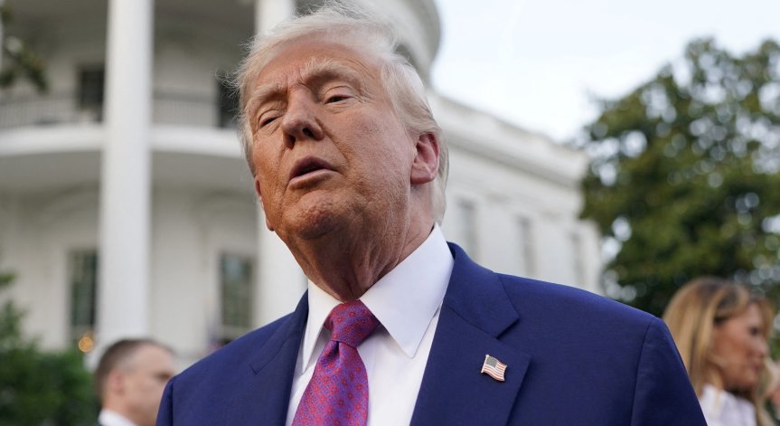 Във видео изявление в петък Нетаняху заяви, че Израел е уведомил САЩ предварително за удара.