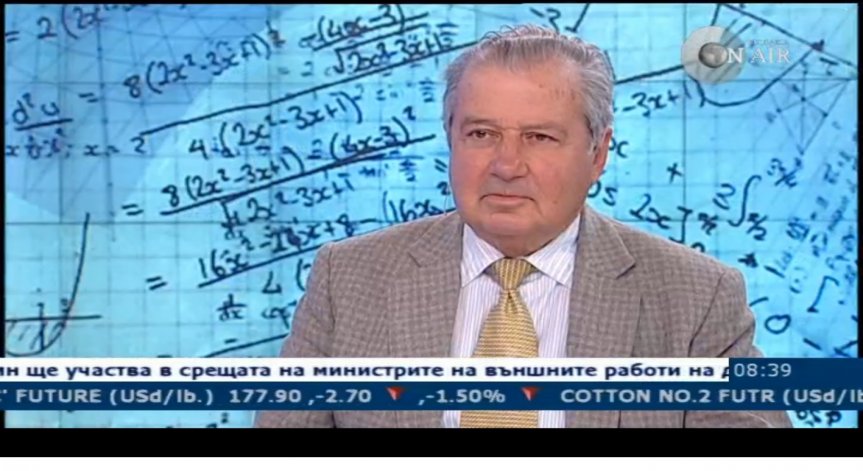 Трябва да се вдигне минимумът на образованието в България