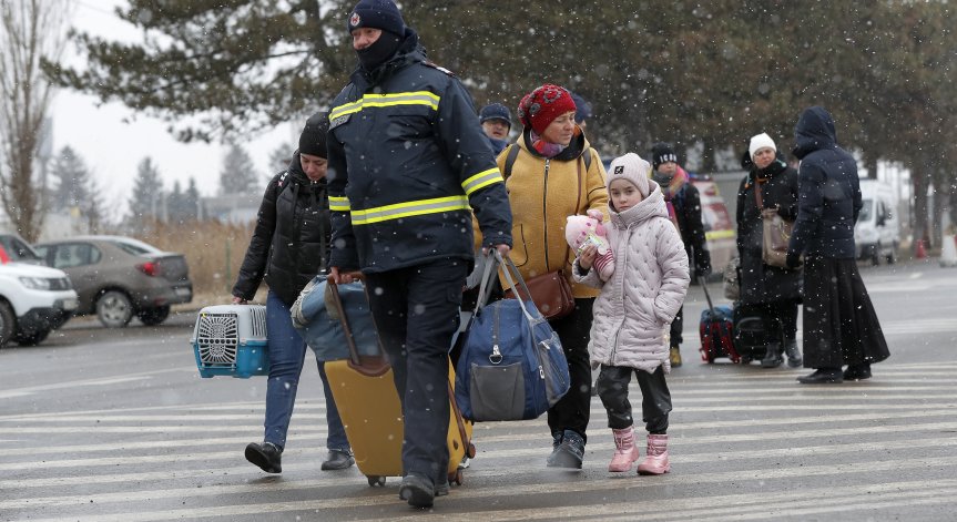 Великобритания: Вече не можем да предложим консулска помощ в Украйна