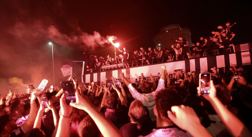 Десподов ласкае феновете на ПАОК: Такава подкрепа не съм виждал през живота си