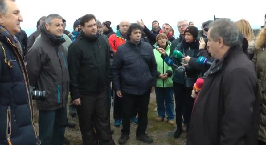 Пореден протест срещу застрояването на местността 